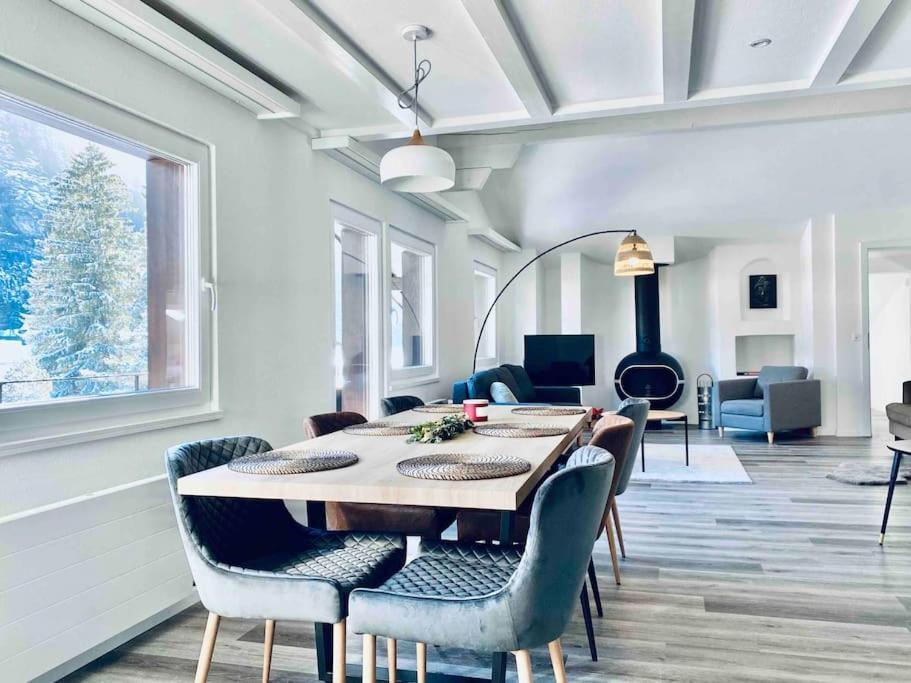 Unique Penthouse With Gallery And Mountain View Кандерштег Экстерьер фото
