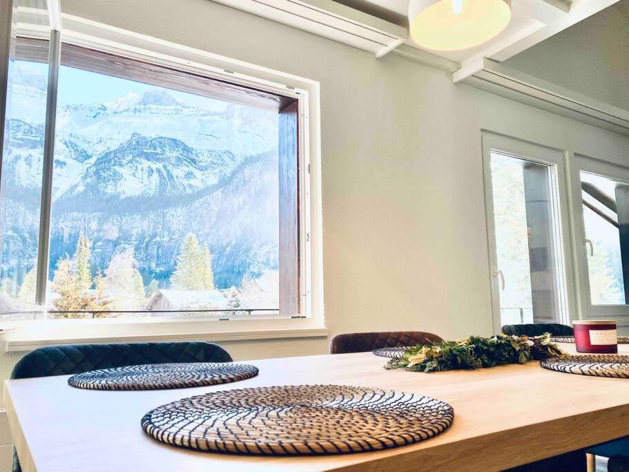 Unique Penthouse With Gallery And Mountain View Кандерштег Экстерьер фото